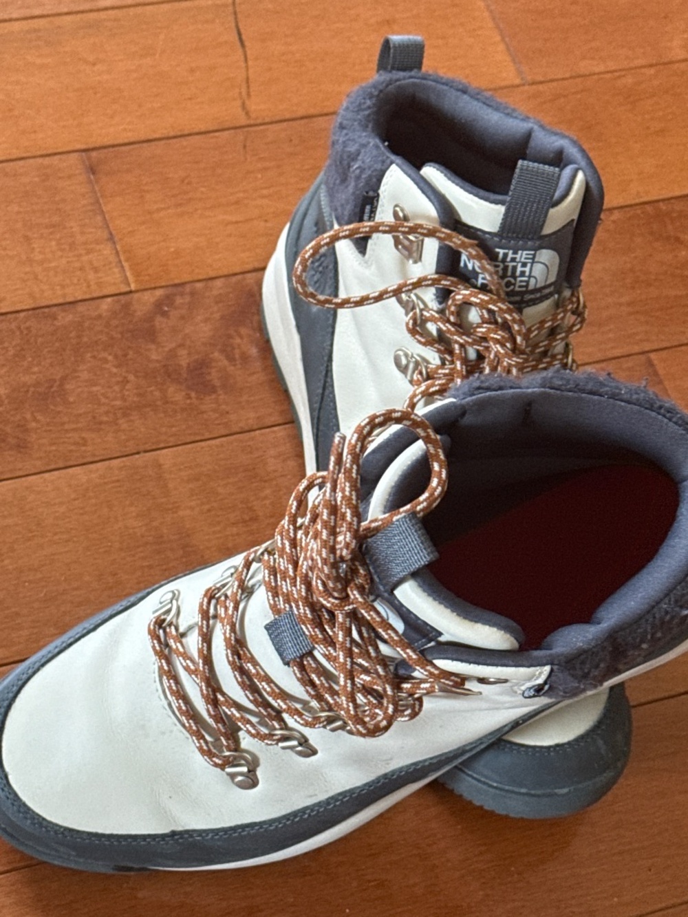 North Face snow boot